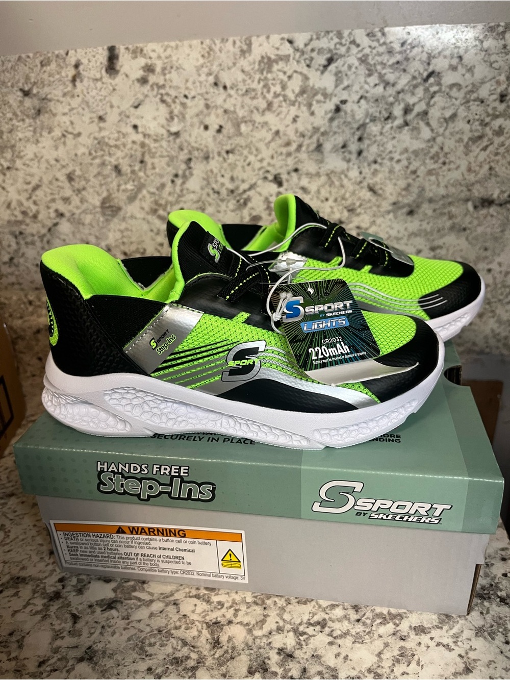 Skechers Kids Neon Green and Black Light-Up Sneakers